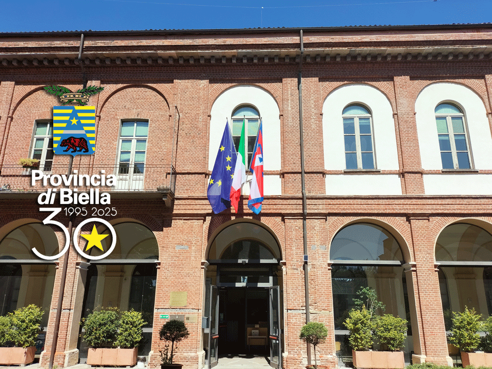 Esterno-palazzo_fronte_logo30